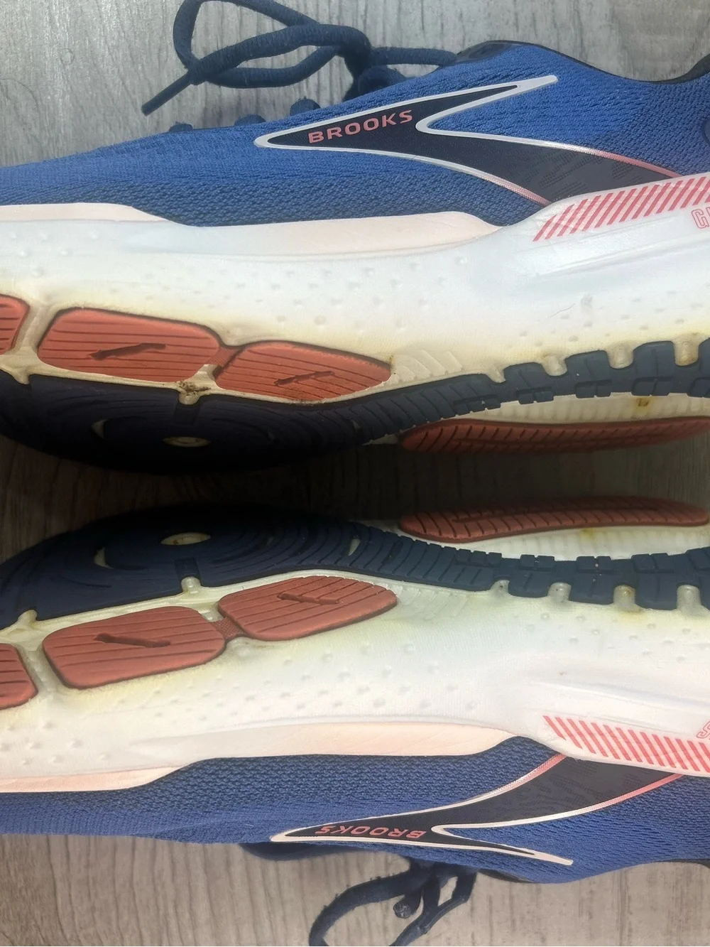 Brooks Glycerin 21 Medium B Size 9.5 Women’s Running Shoes - Blue/Red